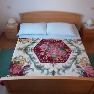 https://apartments-martincevic.in-istria.net